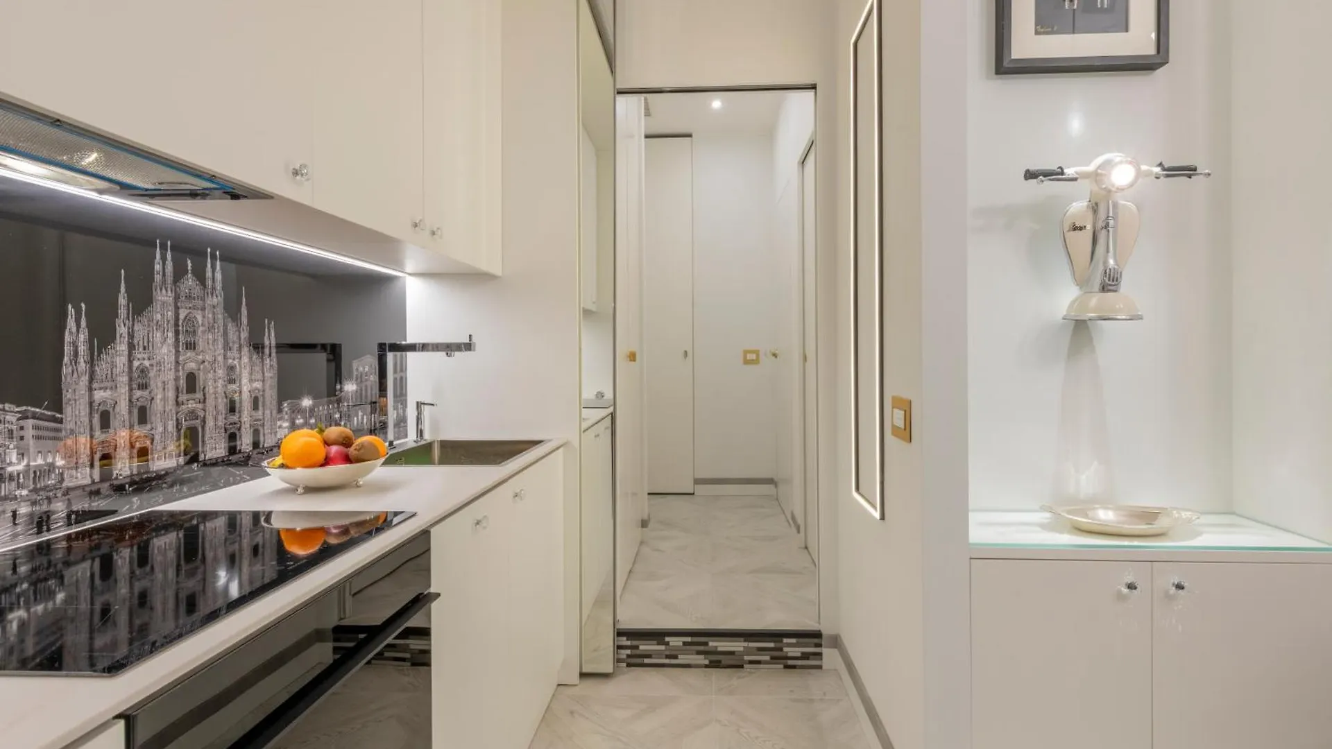 Falcone, 5 - Downtown Apartment Milan 0*,  Italy